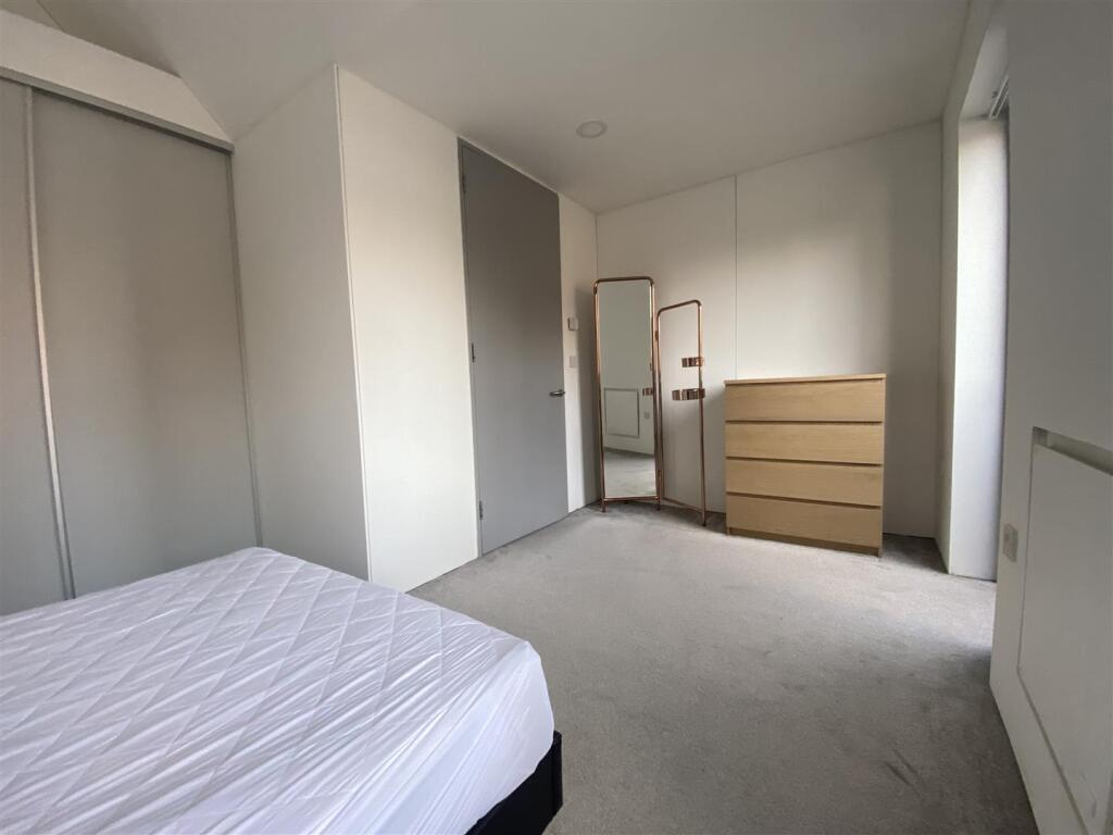 2nd Bedroom3.jpeg