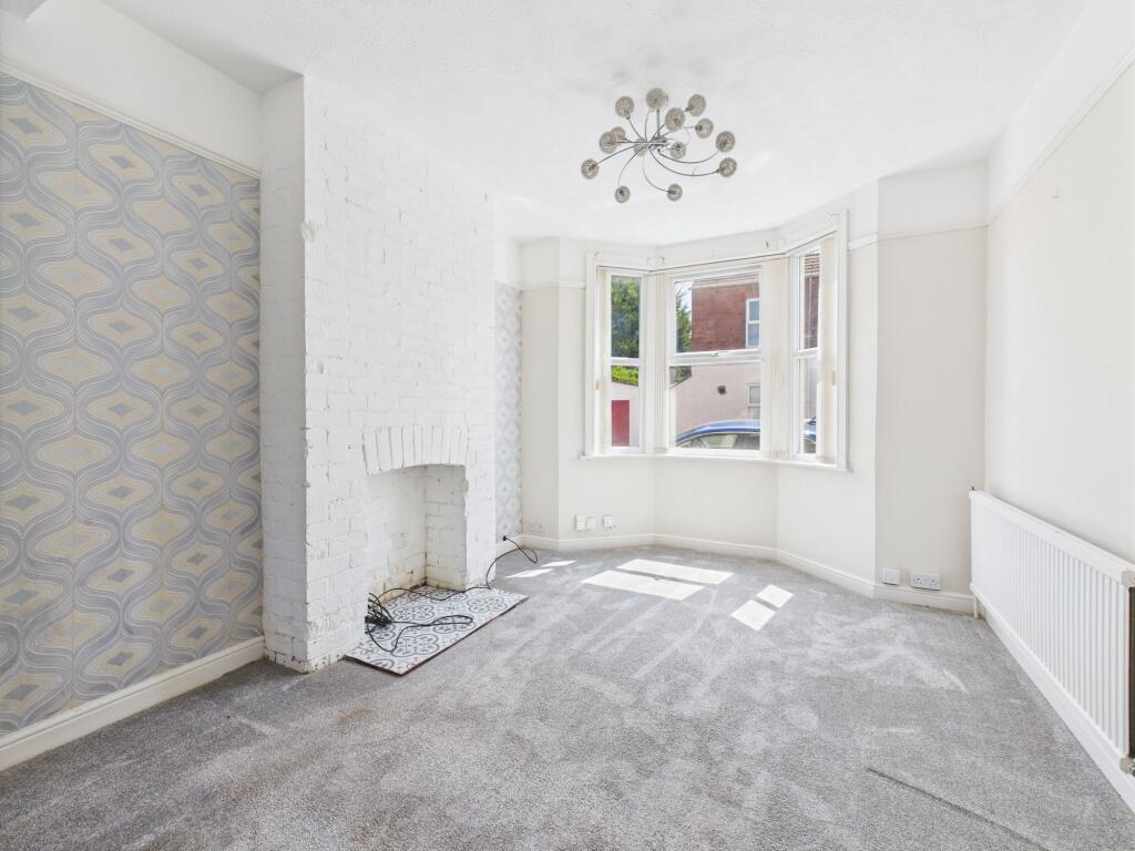 Sitting/Dining Room