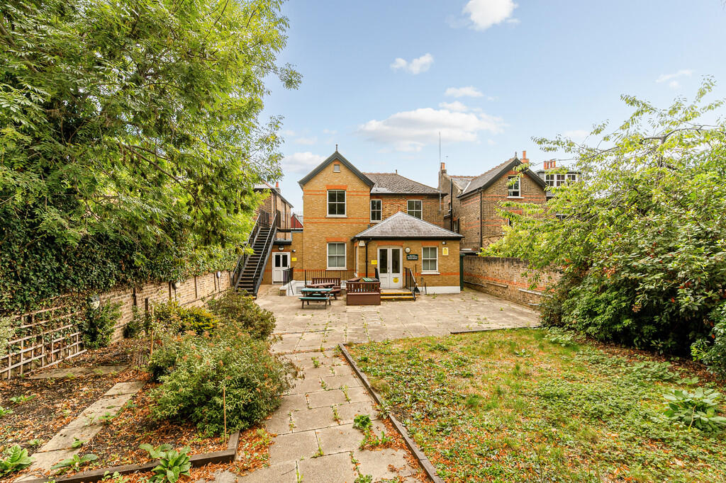 9 LONGFIELD ROAD-...