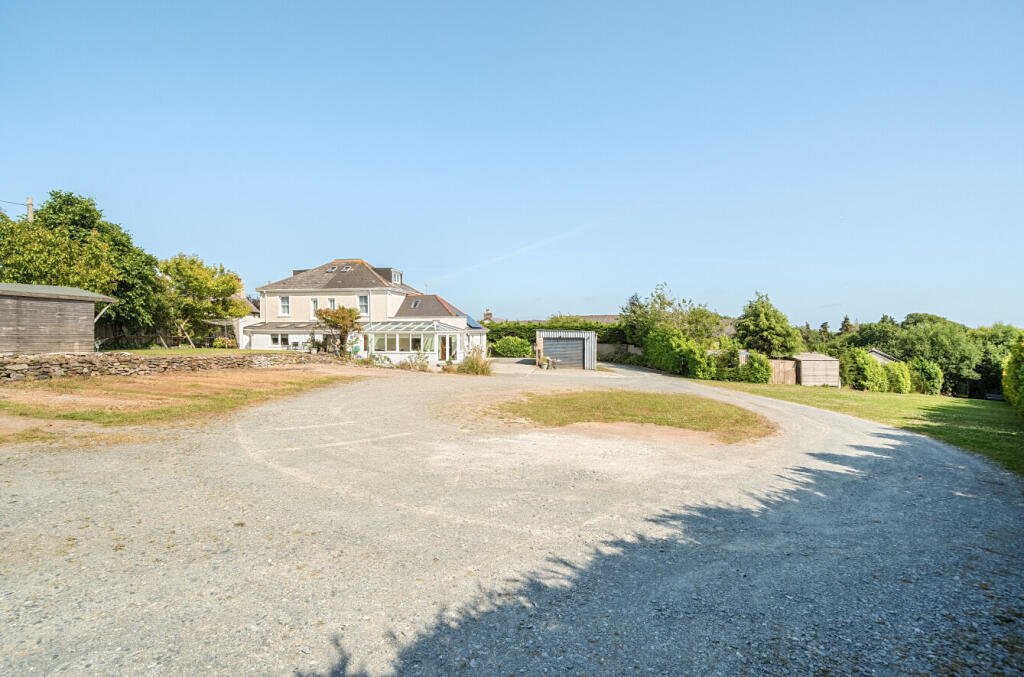 Parking/Rear Garden