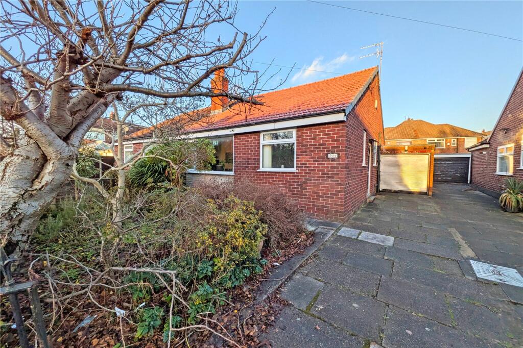 Thornley Lane South, Denton, Tameside, M34