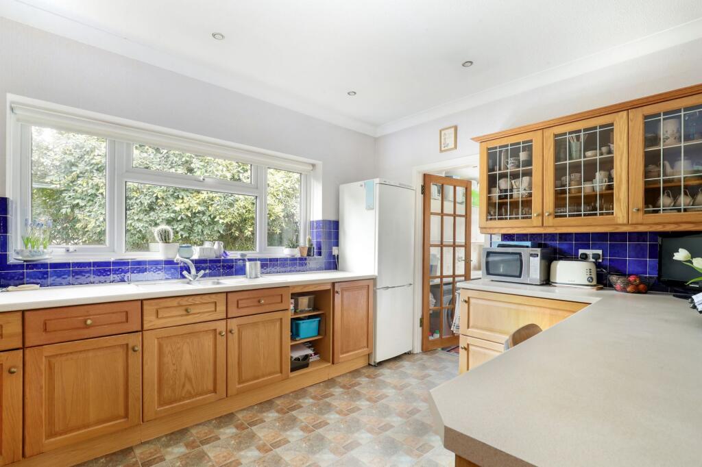 Kitchen/Breakfast Room,