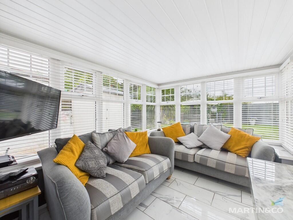 CAM03111G0-PR0365...