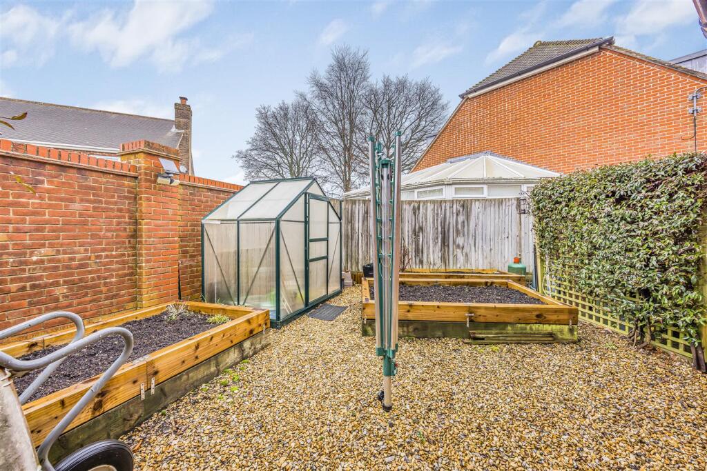 2 Clarendon Close, Denmead-PorticoMarketing-Nexa-4