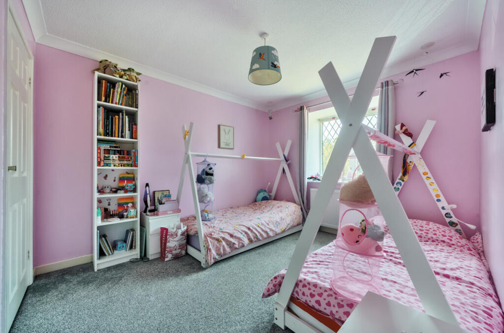 1311702-13-684c21...