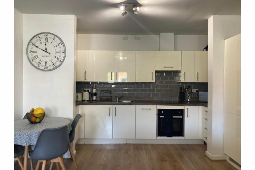 Apartment Kitchen
