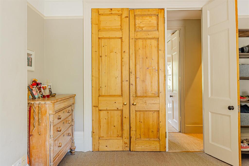 Crane Grove (13).jpg