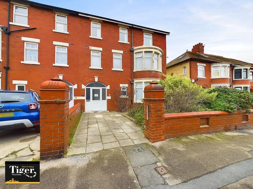 CAM03440G0-PR0195...