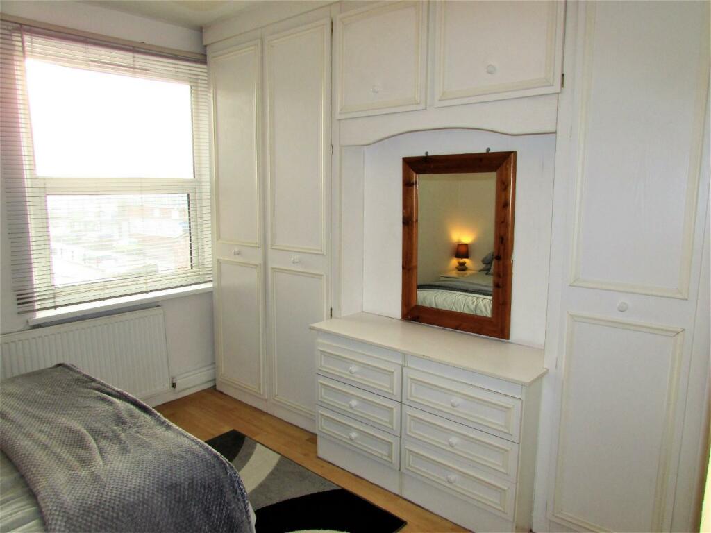 ARW230bed3.JPG