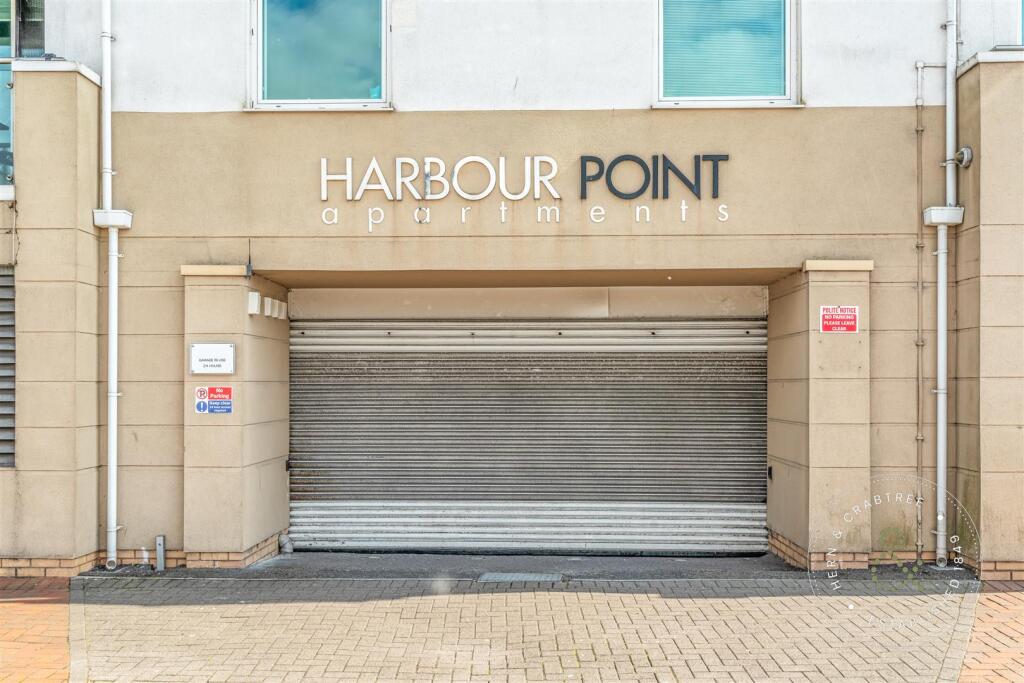 Harbour Point, Hern Crabtree (38).jpg
