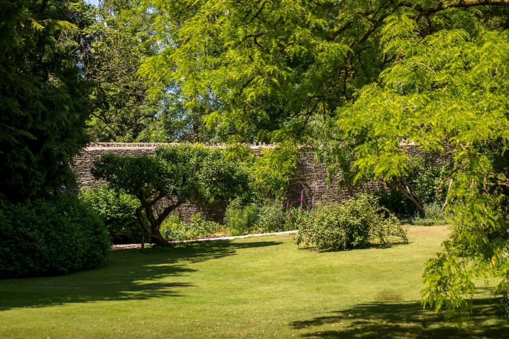 93 - Chipping Croft - GL8 8DQ - Web.jpg