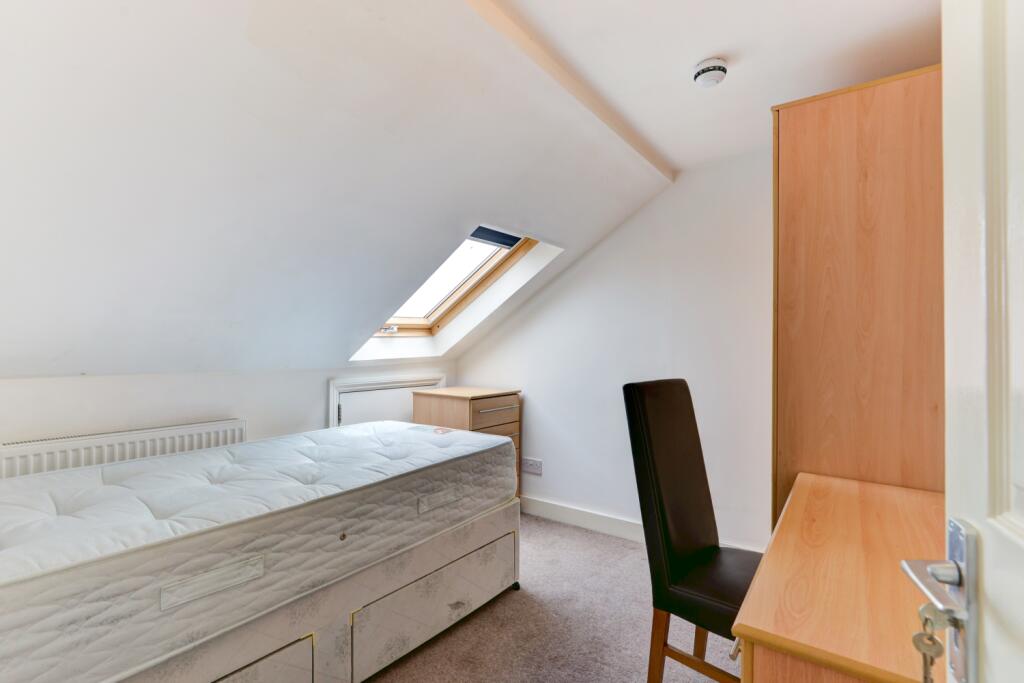 BED 7