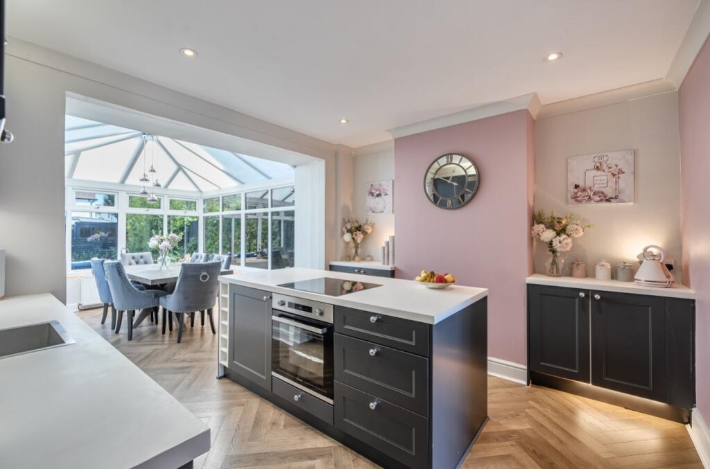 1350102-14-68bafa6a03ff9