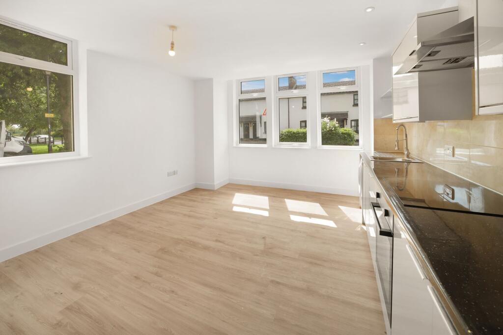 Kitchen/Living Area