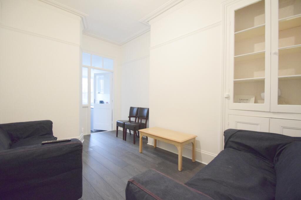 Alfred Street, Roath, CF24