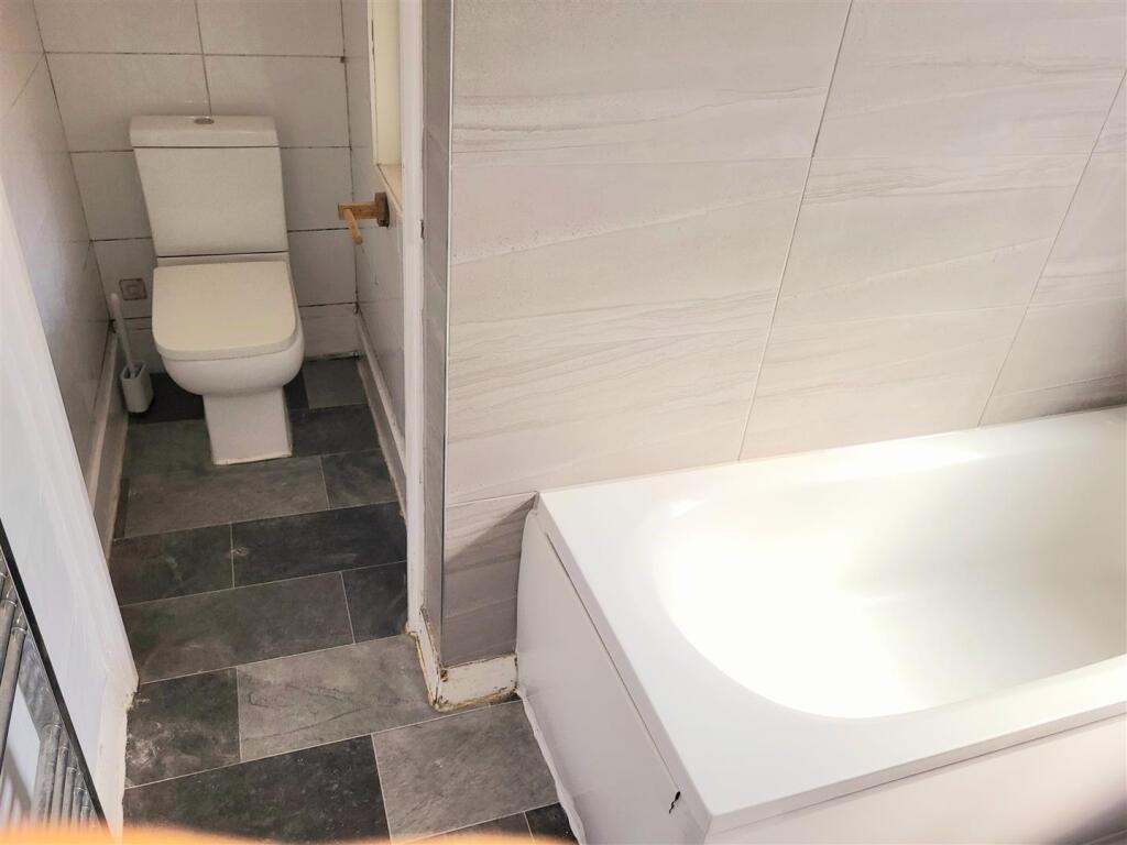 Bath 2.jpg