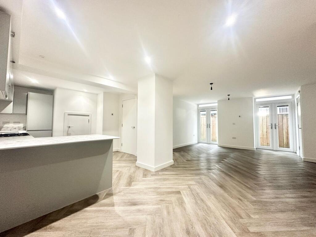 Kitchen-Diner-Lounge