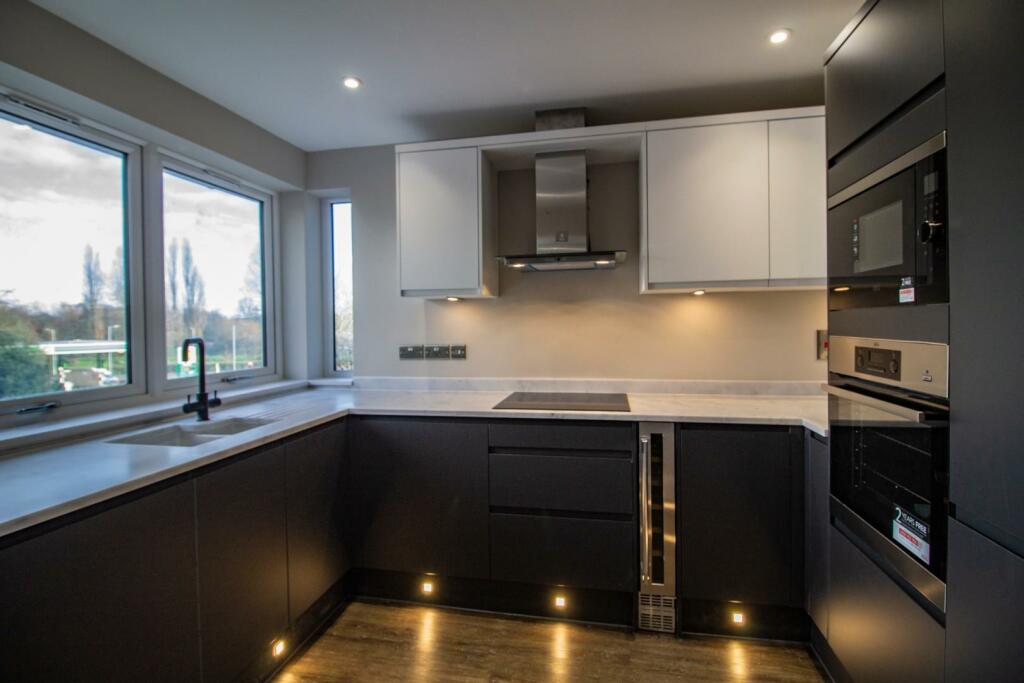 Petticoat Lane, BSE [Kitchen] 01.jpg