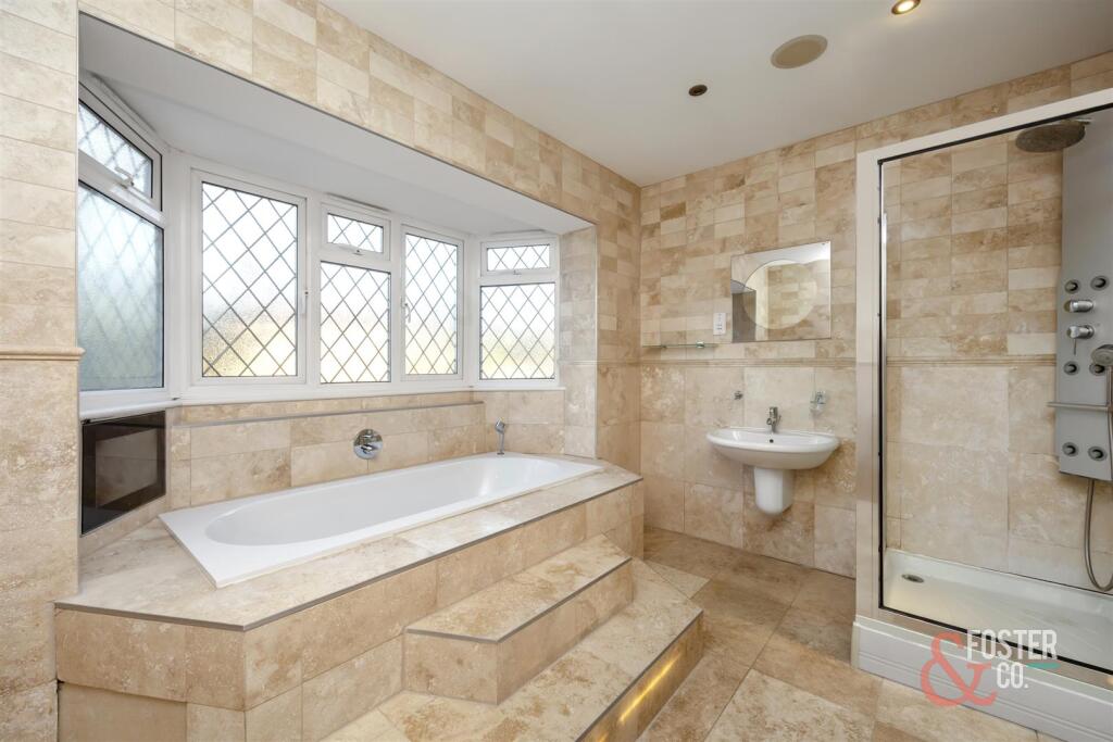 Dyke Road Avenue, 61-016.jpg