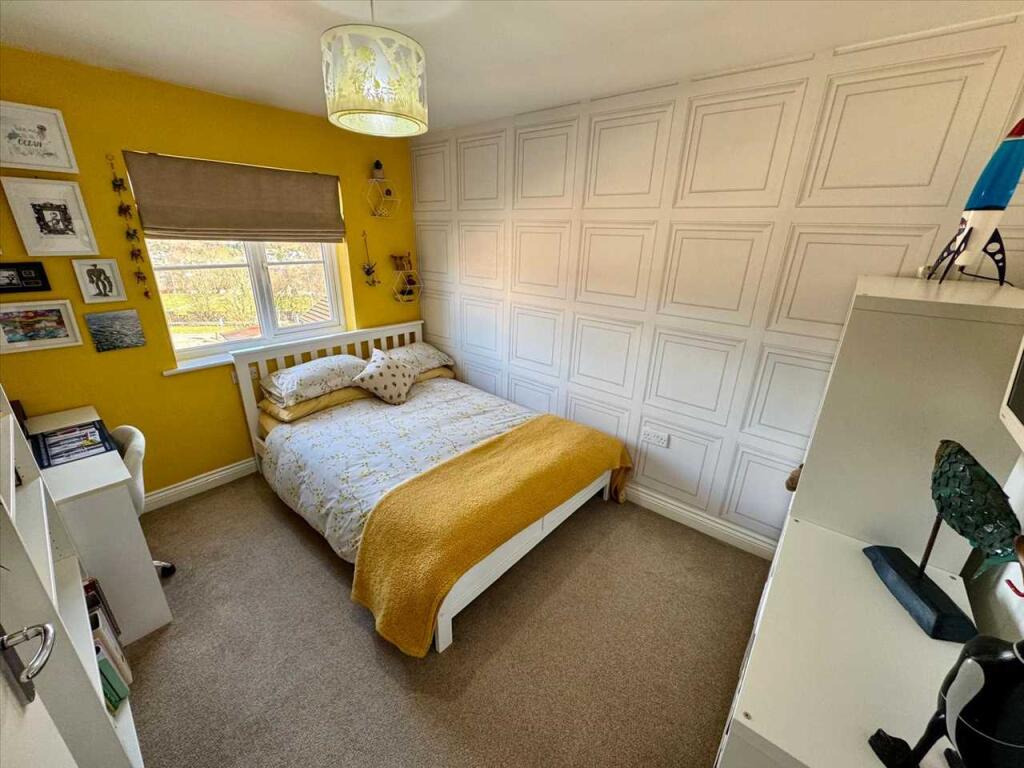 Bedroom 2 (Third