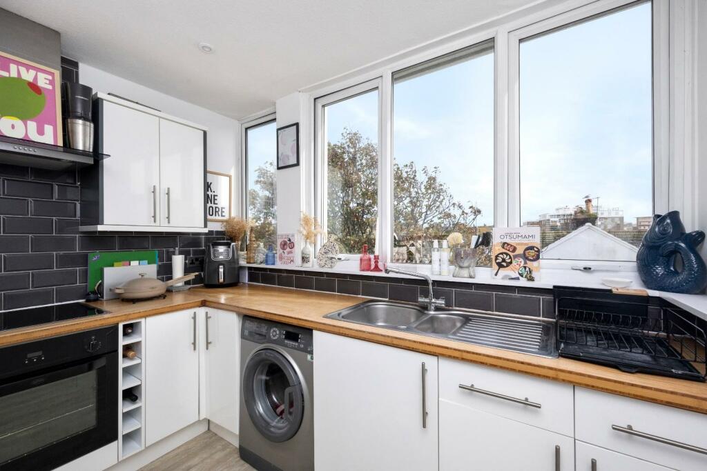 Seafield Road (12).JPG