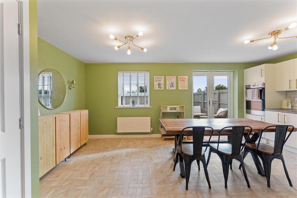Kitchen Diner