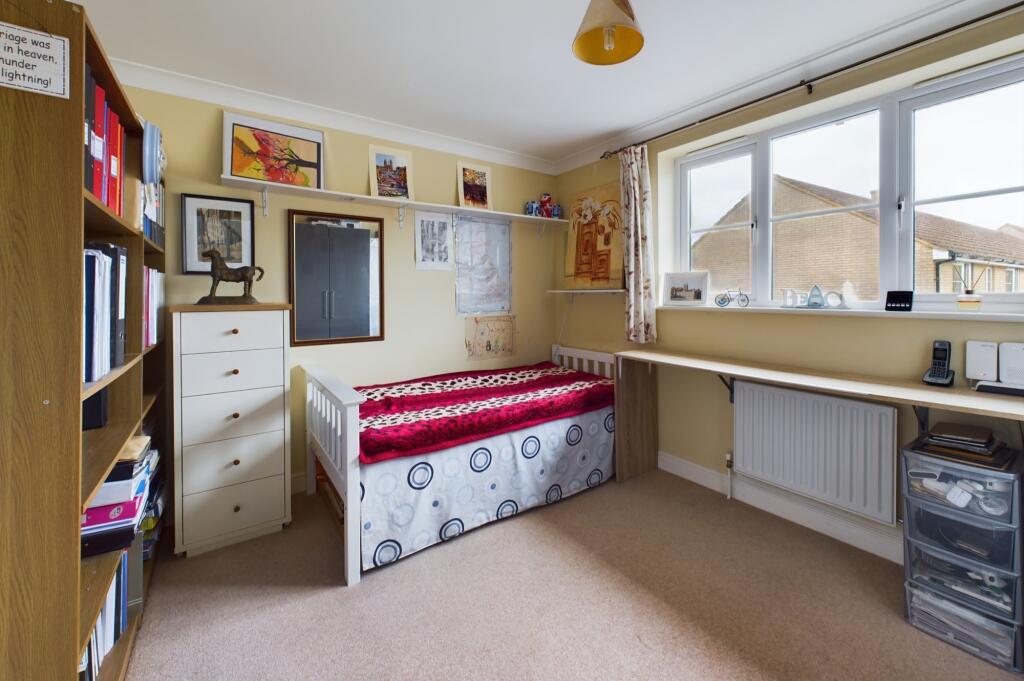 CAM02545G0-PR0334-STILL018