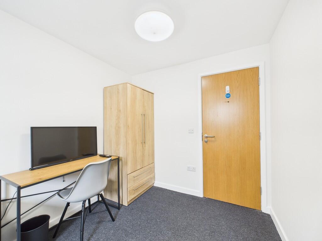 Bedroom 5.1