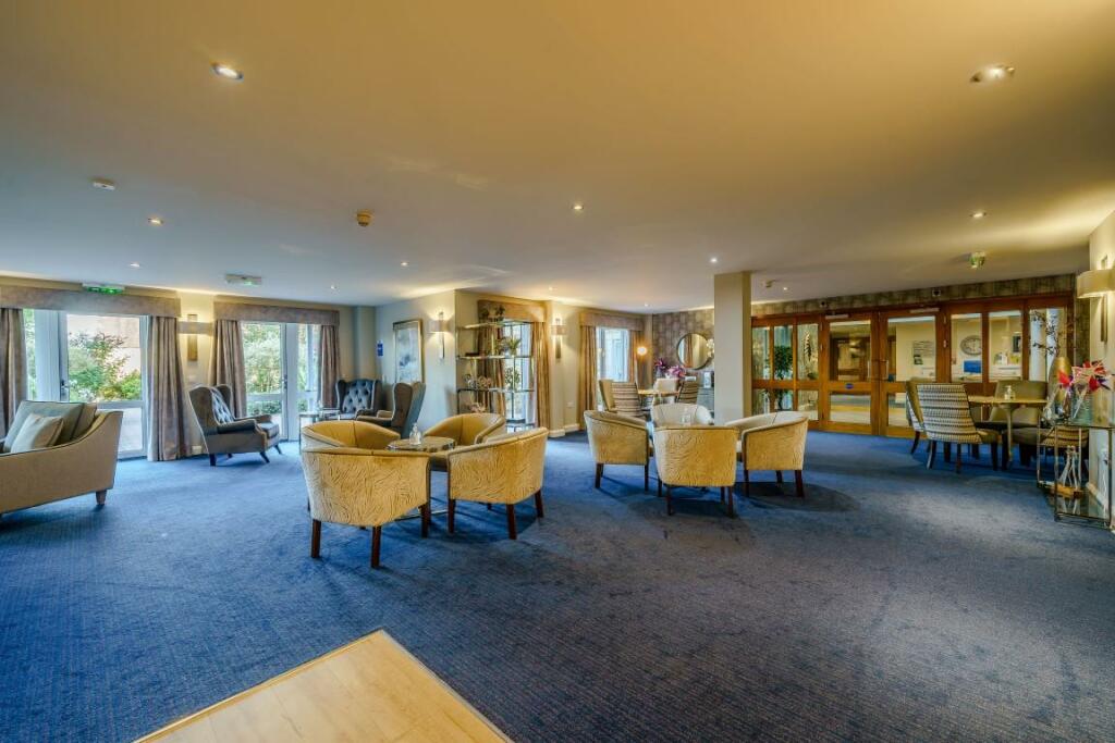 8515756-Interior03 (Medium).jpg