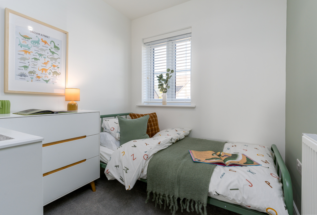 Poplar-Bedroom-3