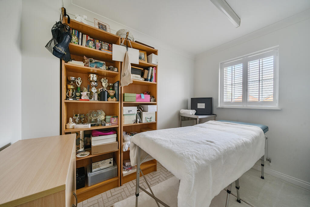 48681c9f6a1fea61289305arw48