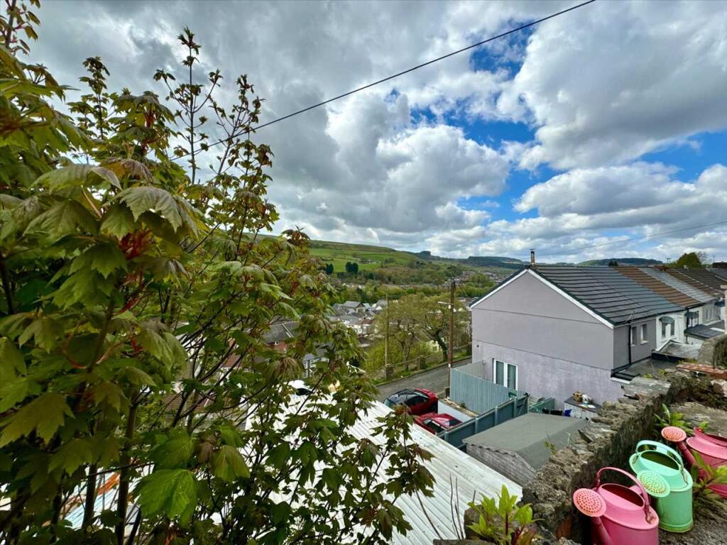 Open views from rear