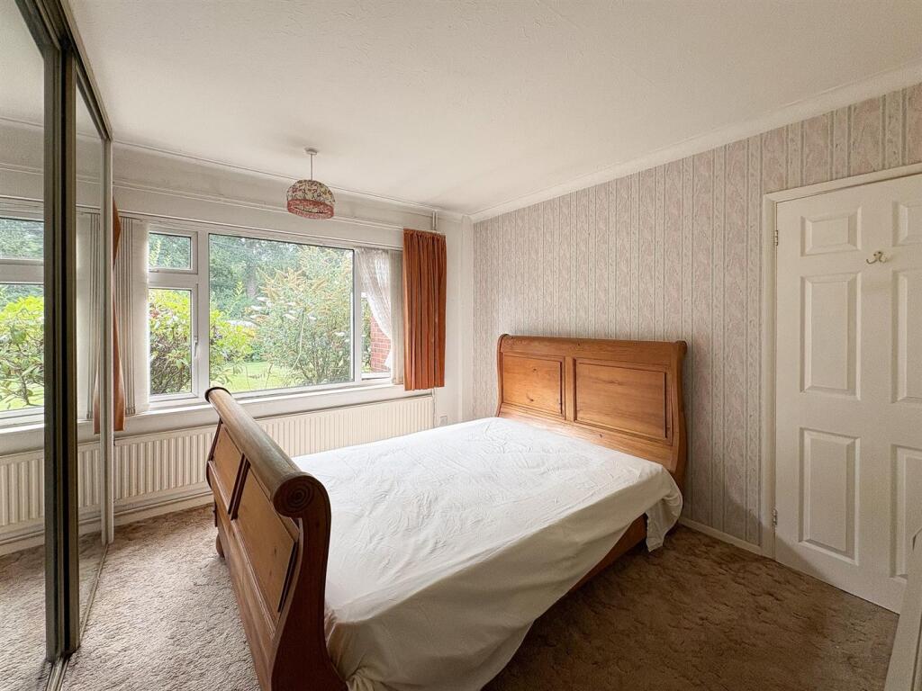 Bedroom-2.jpg