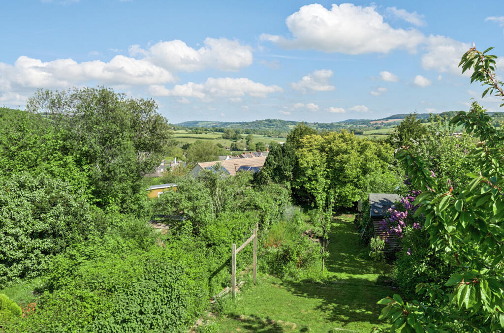 1-6823822a85be3-1...