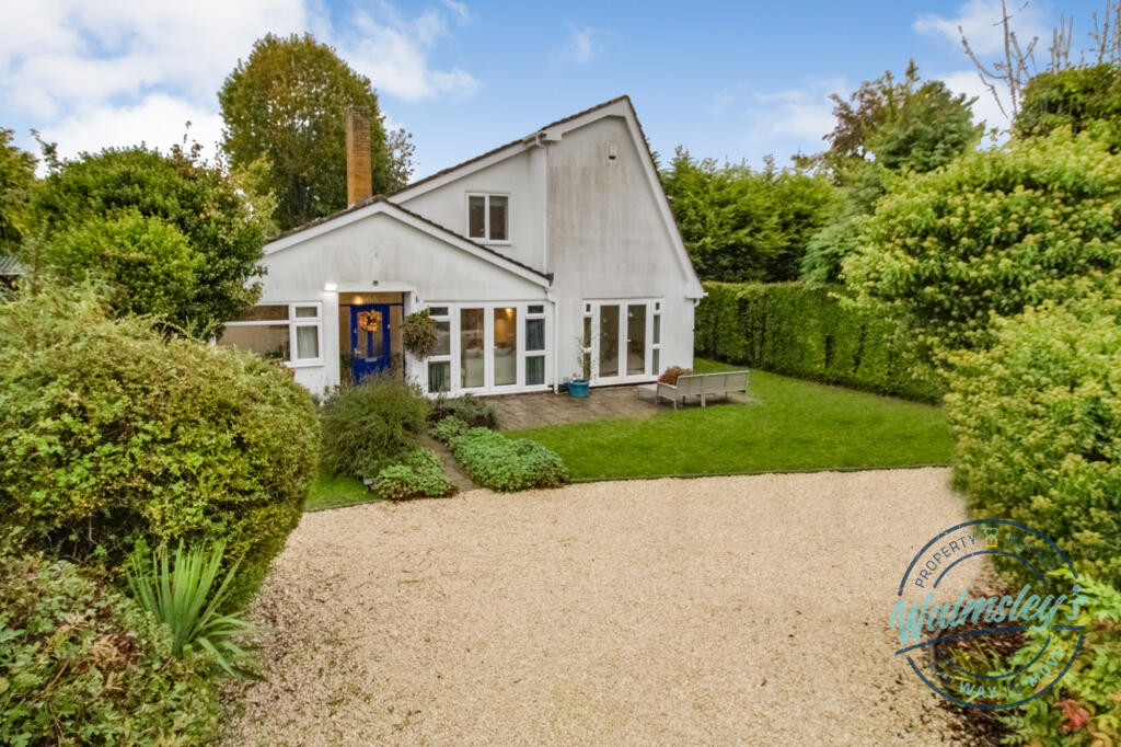 Frontage &amp; driveway