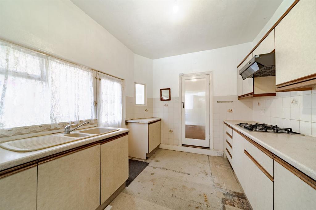 14ChesleyGardens_E63LN (40).jpg