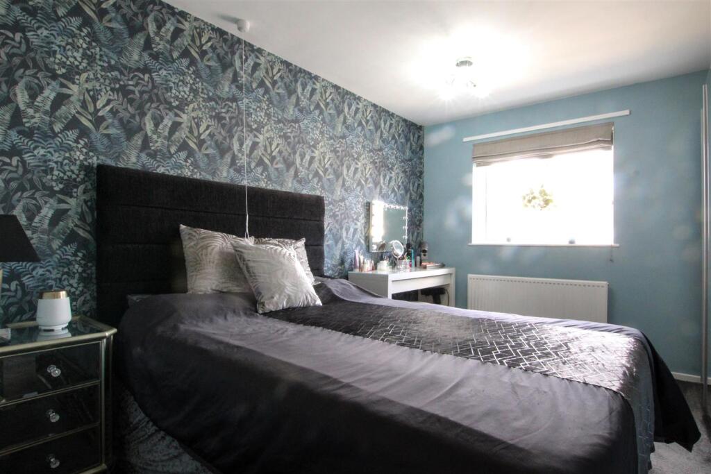 bedroom-2.jpg