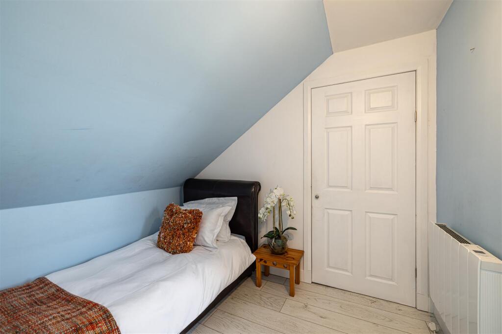 41 Springfield Terrace St Boswells 29.JPG