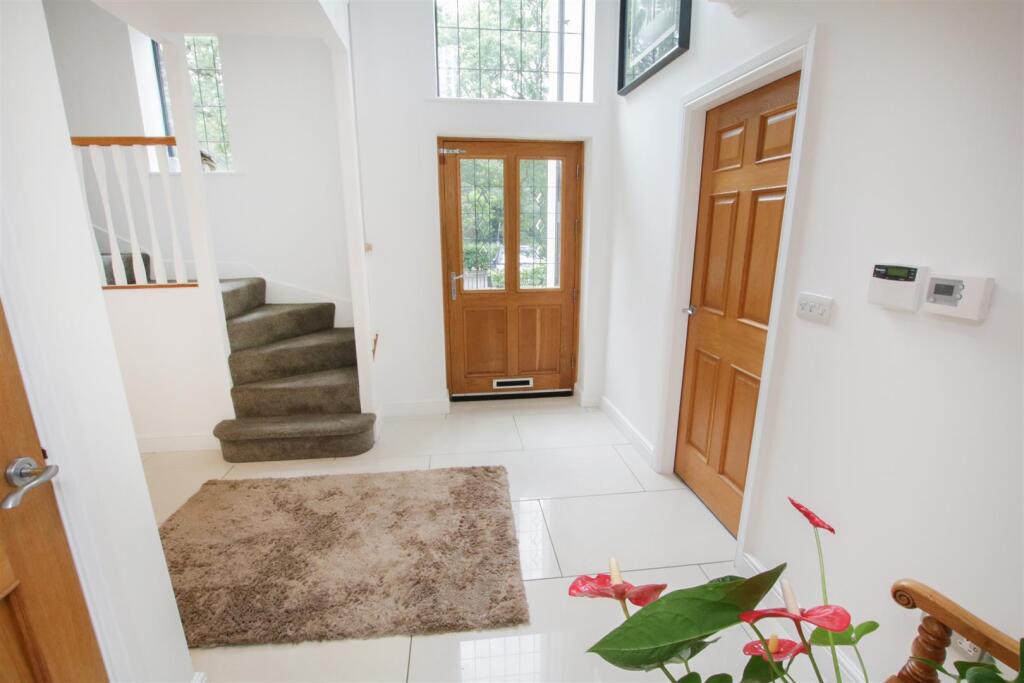 ENTRANCE HALL