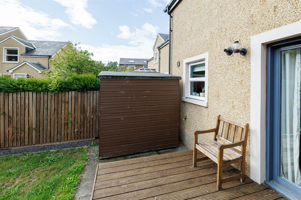 2 Galloway Court Darnick 17.JPG
