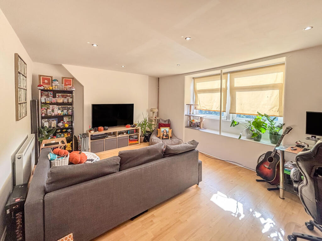 minnisrd9348422-09-2025__15-28-59_IMG_8820.VHw8...