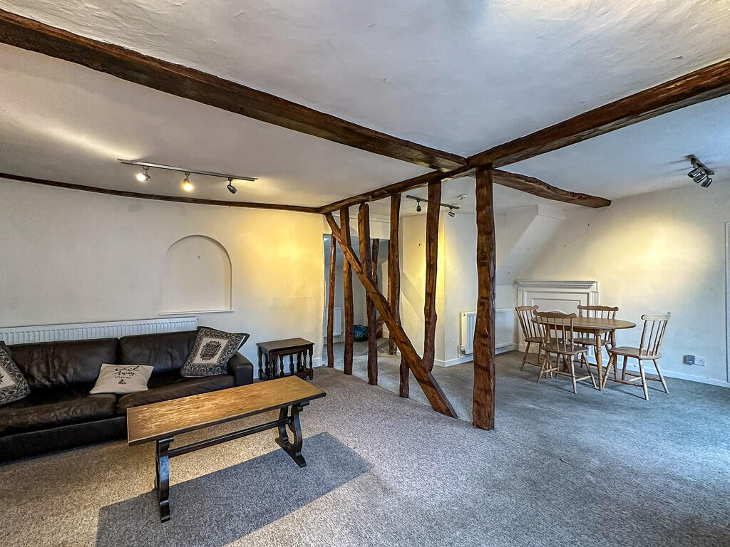 Reception Room (8...