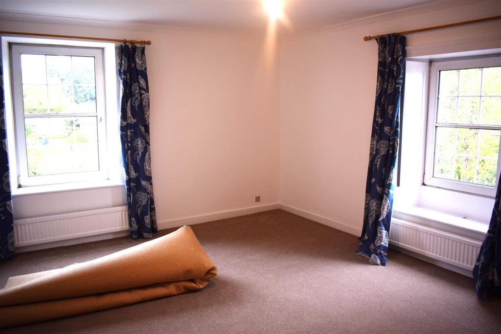 Main Bedroom.JPG