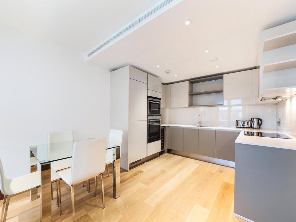 St Dunstans Court
