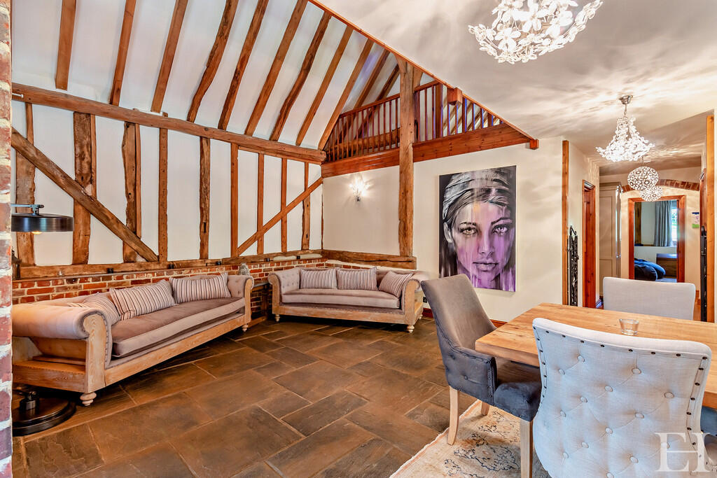 8645646-interiorW...