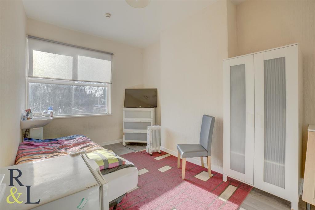 Wellington Road (1).jpg