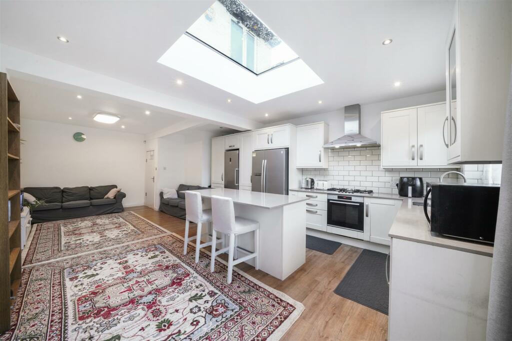 45 Beaumont Avenue - P3xuIgwZZ8H9y9MzUzih.jpg