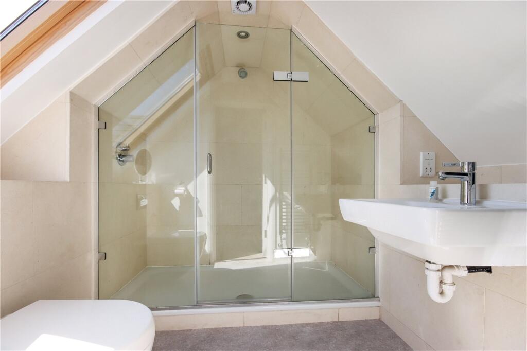 Ensuite Shower Room