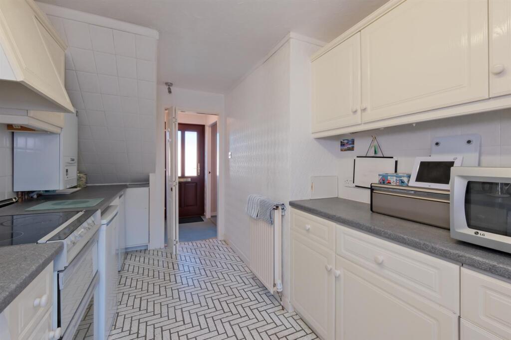 014-44 Ettrick Street Wishaw ML2 7.jpg