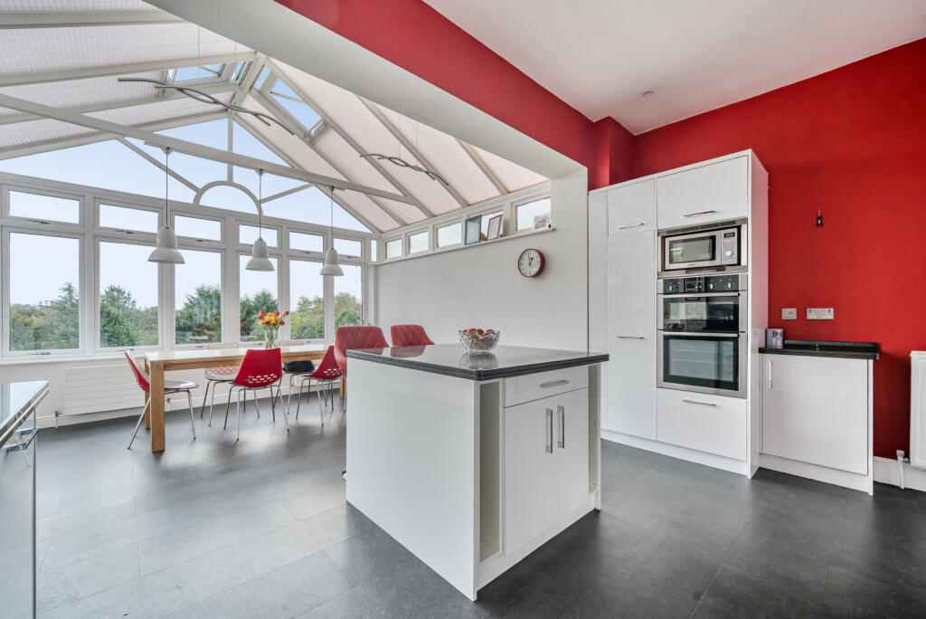 1373662-41-6900e6...